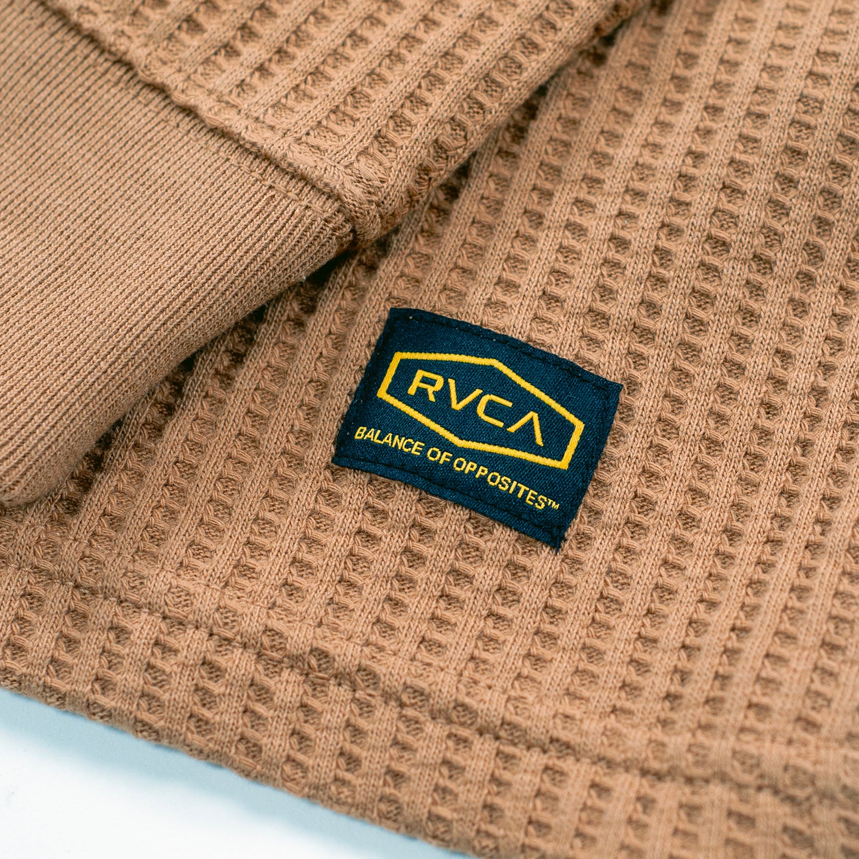 RVCA Day Shift Thermal LS - Camel - Prime Delux Store