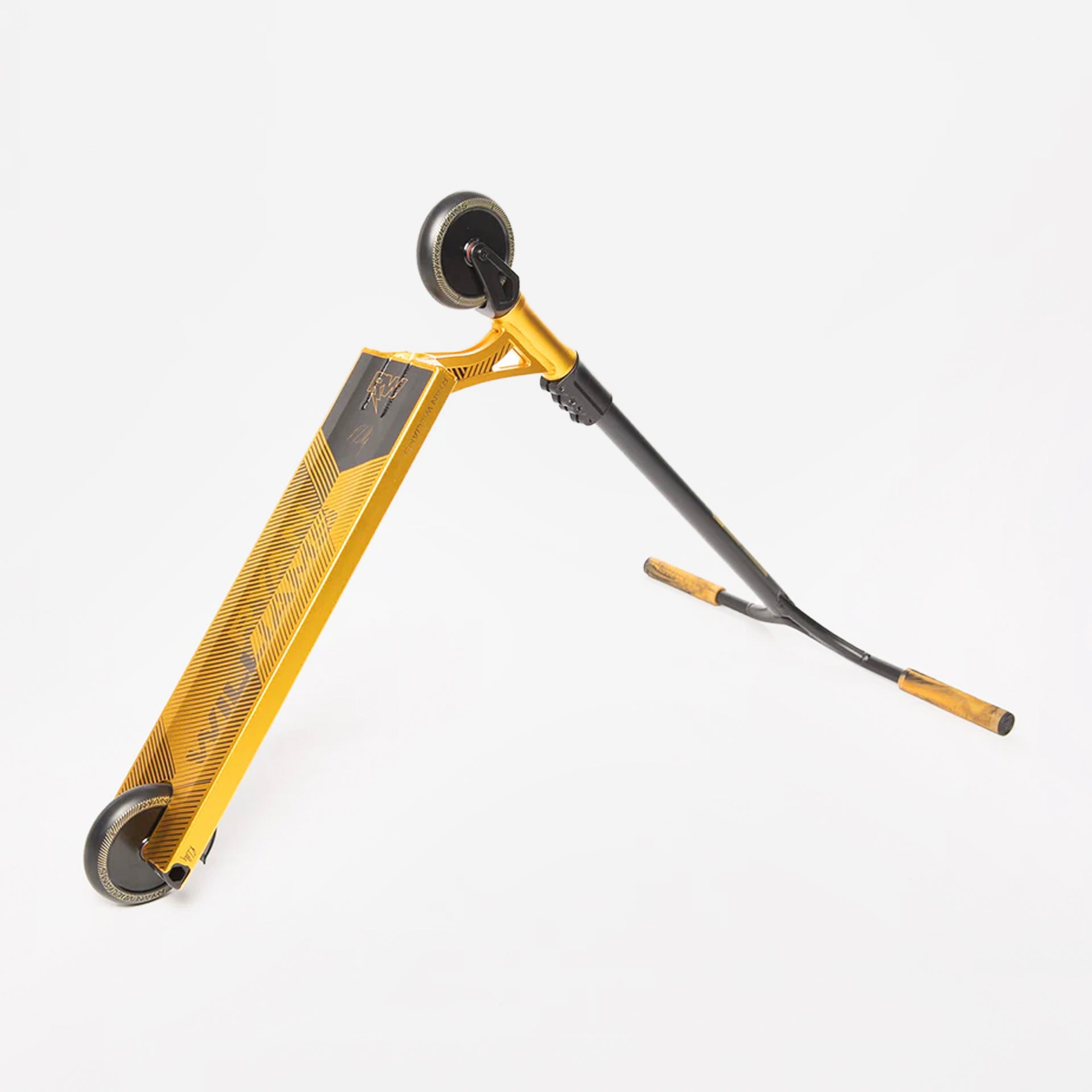 Ryan Williams Signature RW560 Complete Scooter - Gold/Black - Prime Delux Store