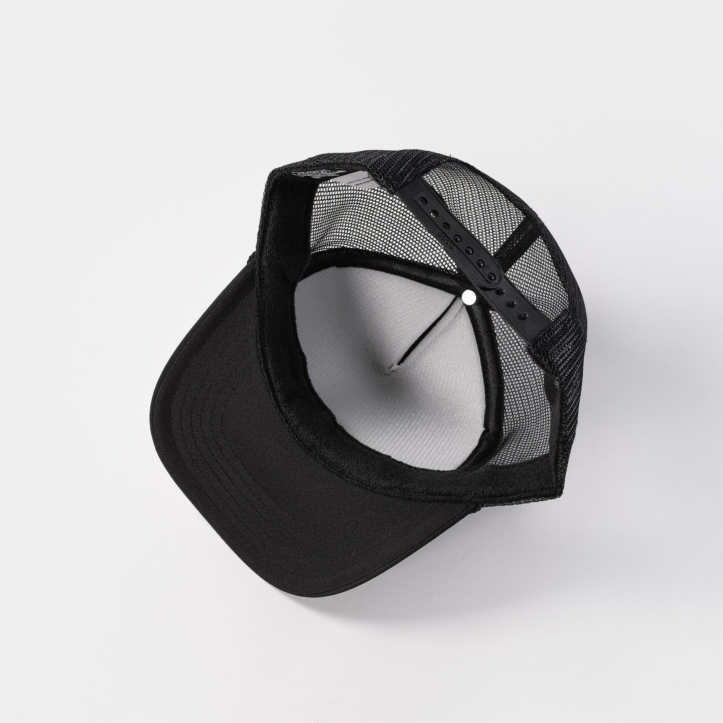 Thrasher Heavy Metal Trucker - Black - Prime Delux Store